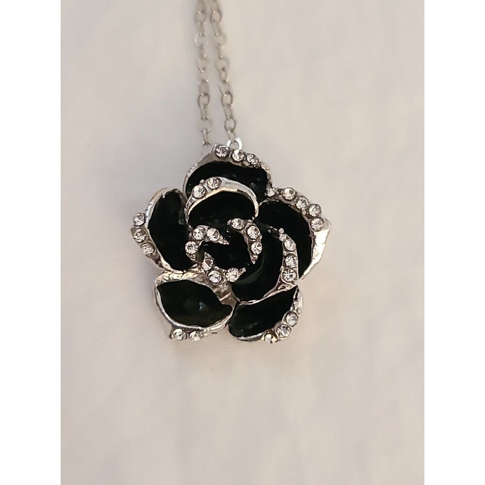 ROSE FLOWER BLACK Rhinestone pendant 22"  Silver  chain female mom